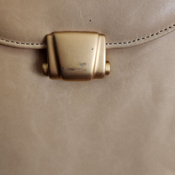 Vintage Sarian Boston Buttery Soft Beige Leather Designer Crossbody Bag - Picture 6 of 8